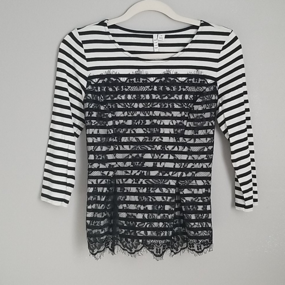Striped peplum 3/4 sleeve top with lace overlay